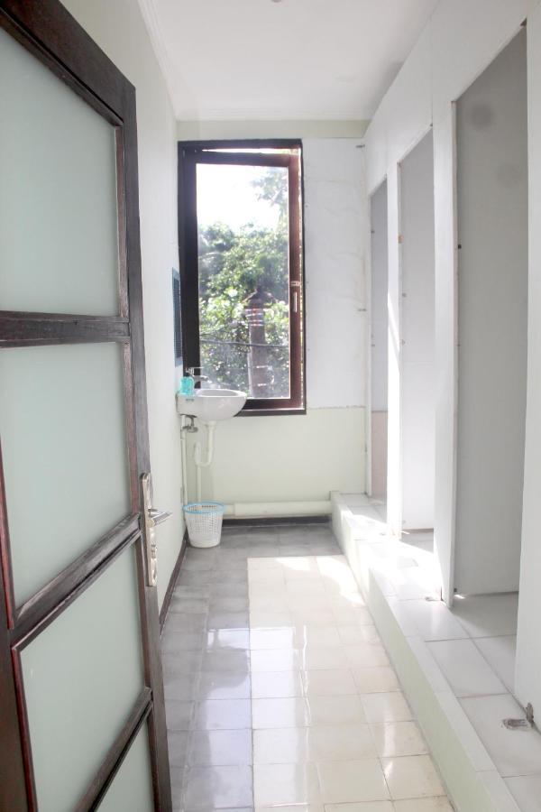 Ala Hostel Seminyak Extérieur photo